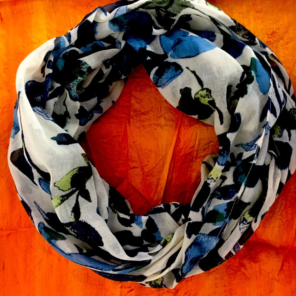 JJill infinity scarf